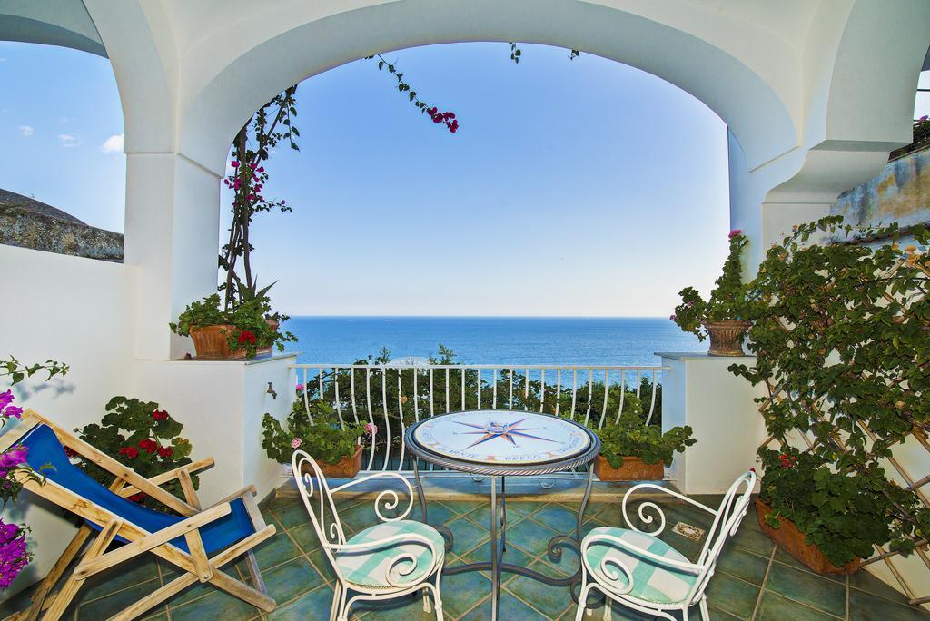 Aparthotel La Rosa Dei Venti Positano Exterior foto