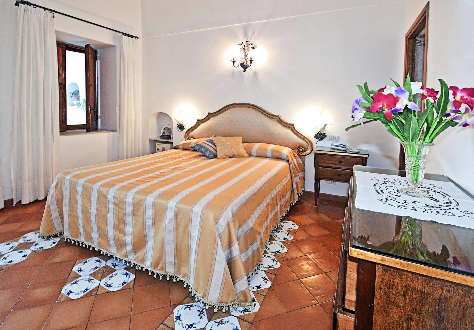 Aparthotel La Rosa Dei Venti Positano Exterior foto
